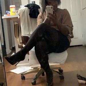 Meet your Posher, Princess. AKA, The Pantyhose Princess!